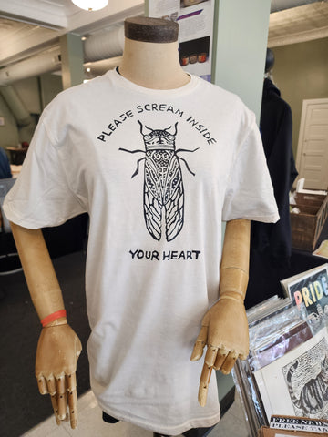 "Please Scream Inside Your Heart" Brood X Cicada T-shirt in Natural